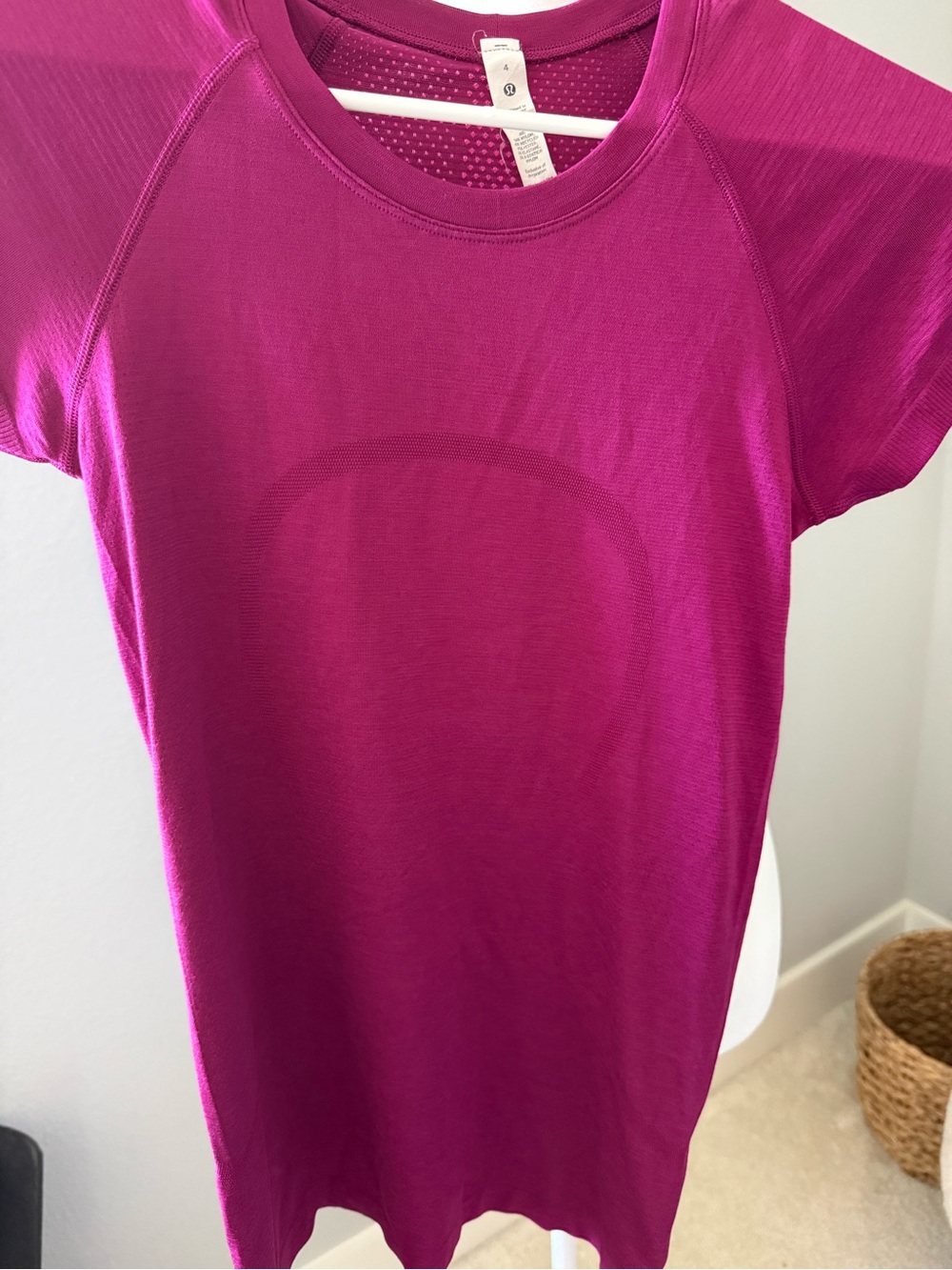Lululemon Swiftly Hip, Purple Size 4